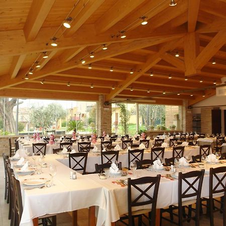 Il Castagno Hotel Orciano di Pesaro Kültér fotó