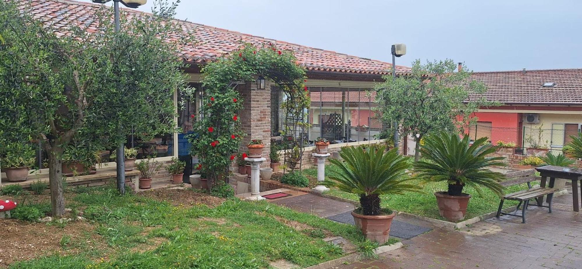 Il Castagno Hotel Orciano di Pesaro Kültér fotó