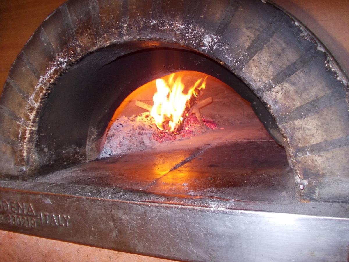 Il Castagno Hotel Orciano di Pesaro Kültér fotó